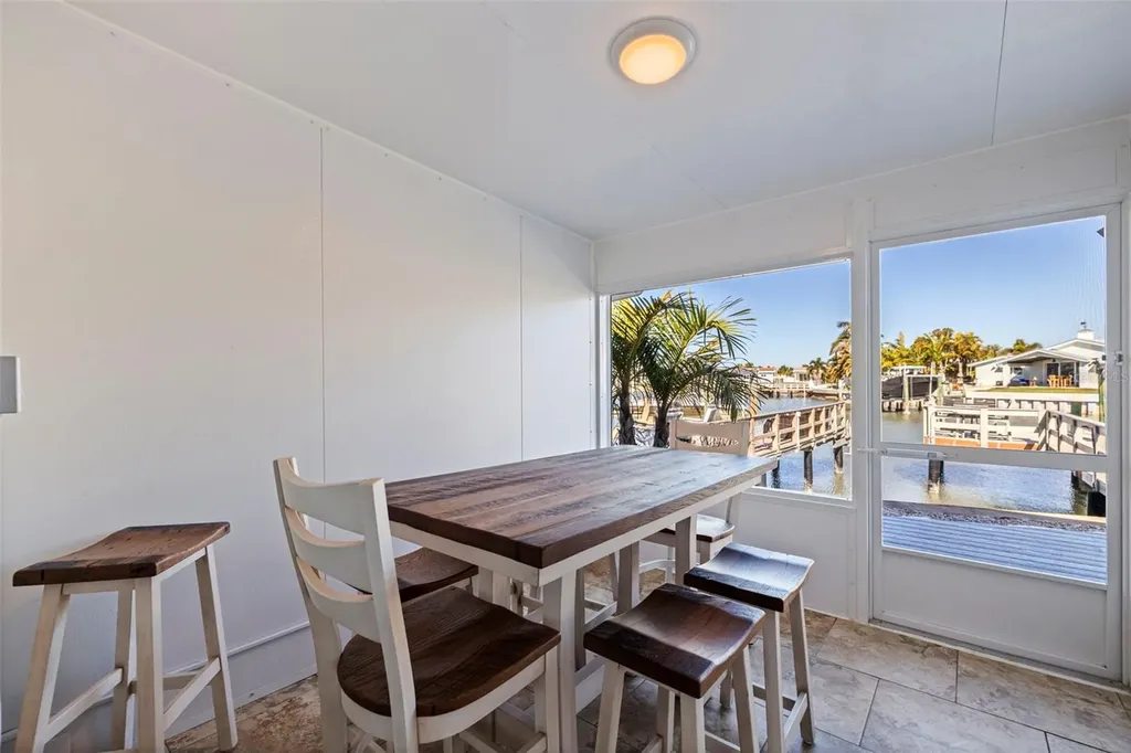 403 Boca Ciega Point Boulevard N St Petersburg FL 33708