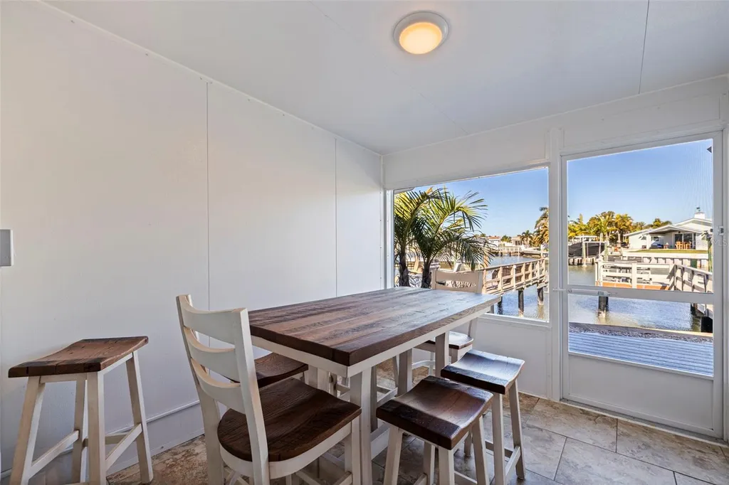 403 Boca Ciega Point Boulevard N St Petersburg FL 33708