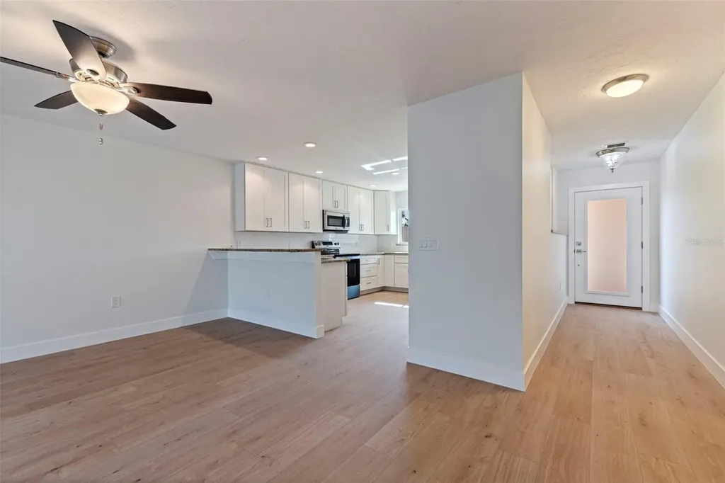 403 Boca Ciega Point Boulevard N St Petersburg FL 33708