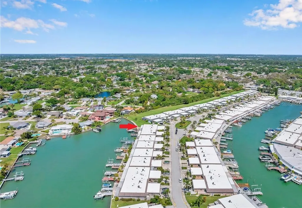 403 Boca Ciega Point Boulevard N St Petersburg FL 33708