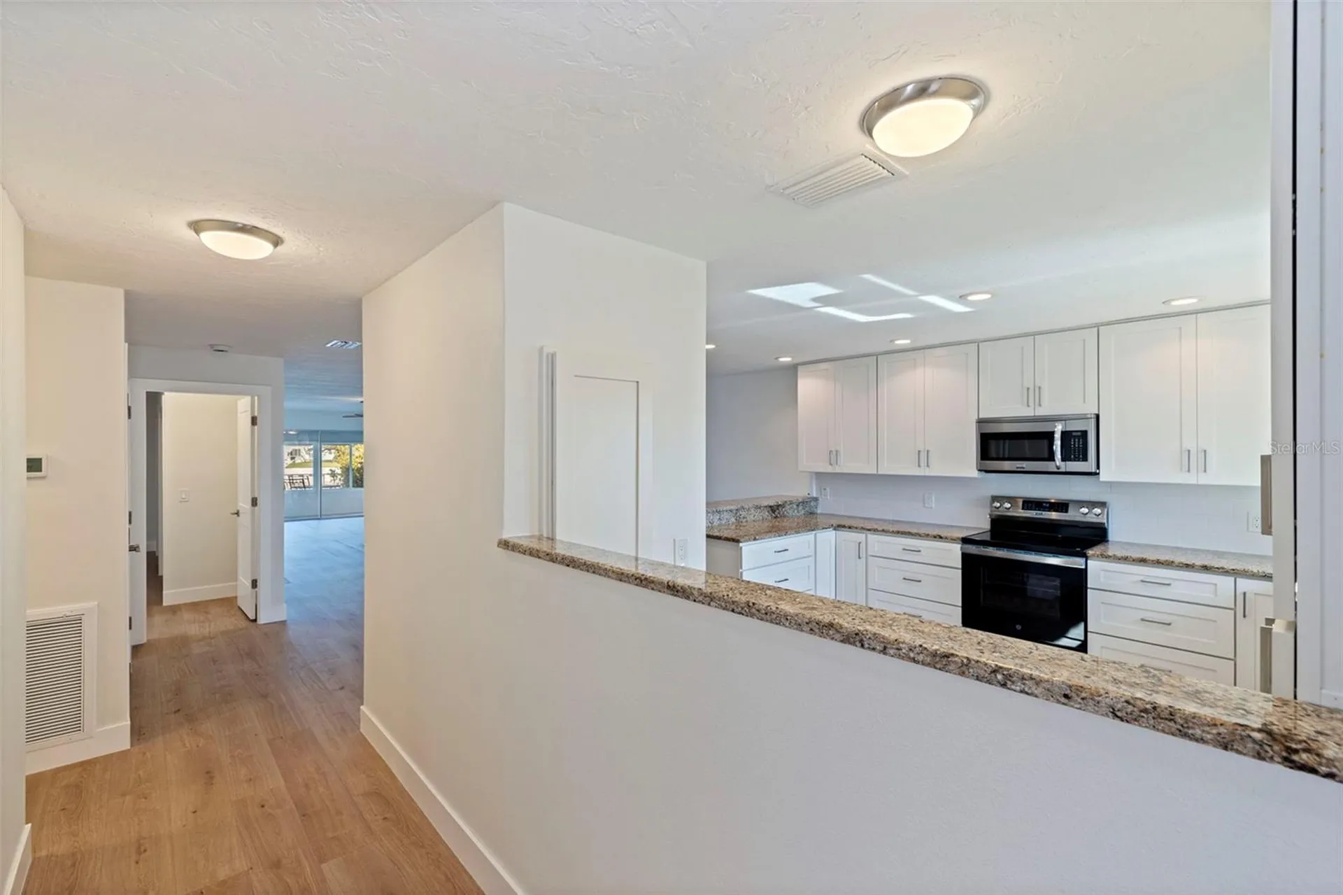 403 Boca Ciega Point Boulevard N St Petersburg FL 33708