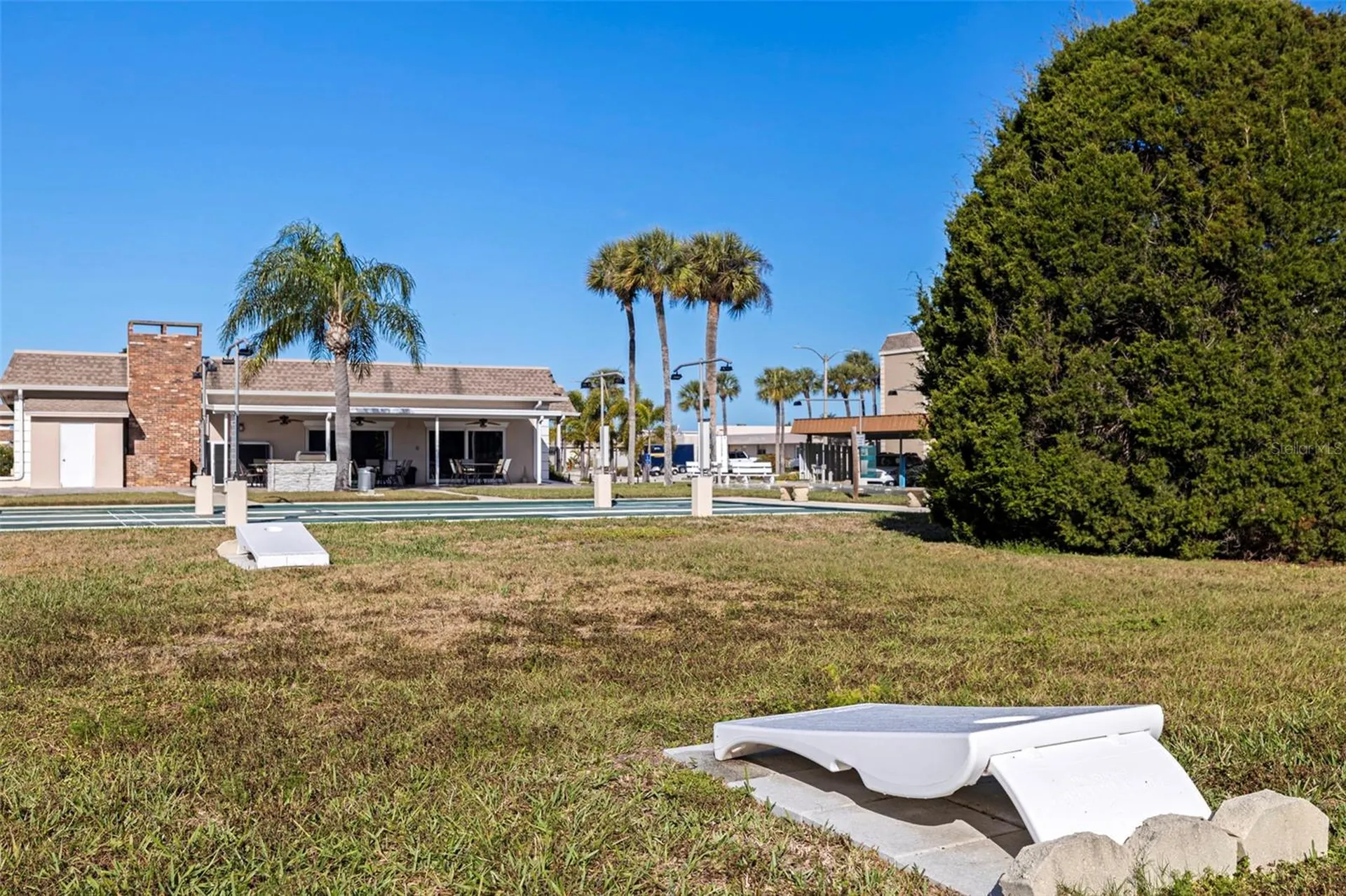403 Boca Ciega Point Boulevard N St Petersburg FL 33708