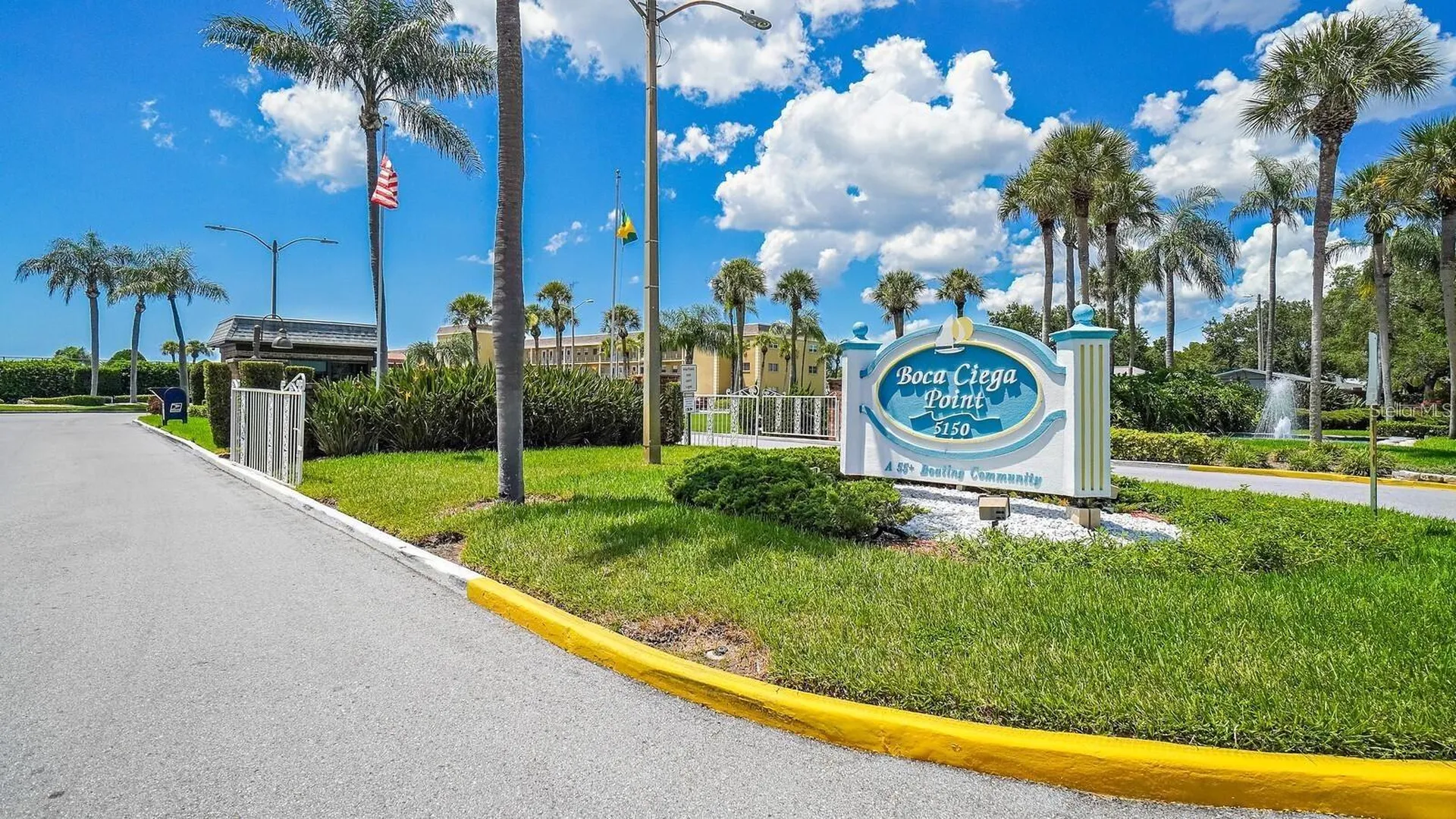 403 Boca Ciega Point Boulevard N St Petersburg FL 33708