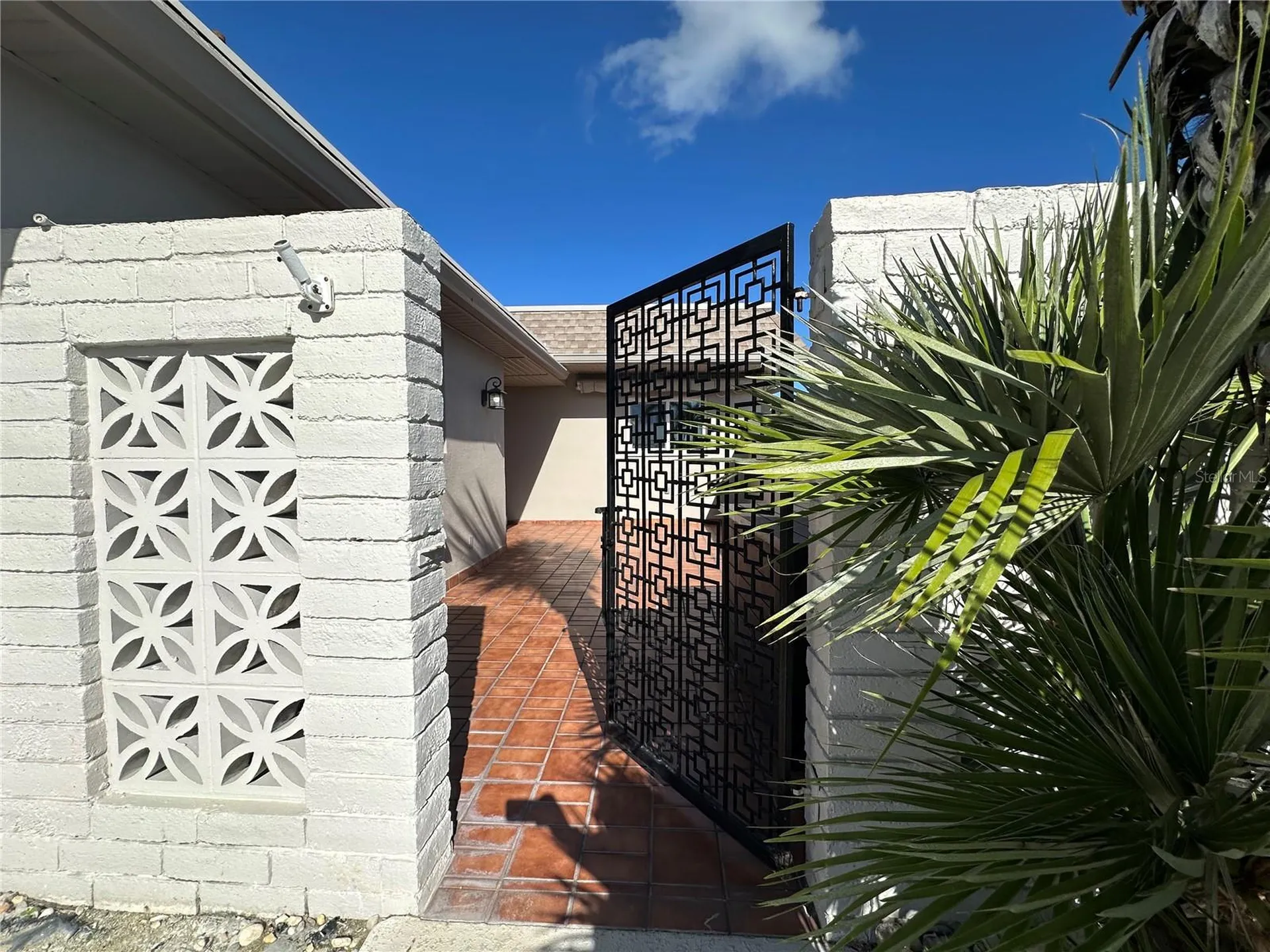403 Boca Ciega Point Boulevard N St Petersburg FL 33708