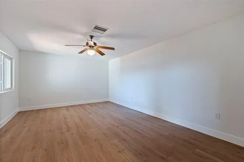 403 Boca Ciega Point Boulevard N St Petersburg FL 33708
