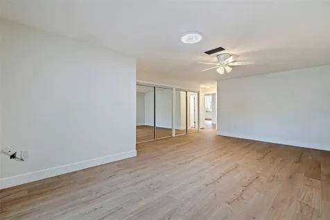 403 Boca Ciega Point Boulevard N St Petersburg FL 33708