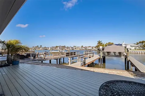 403 Boca Ciega Point Boulevard N St Petersburg FL 33708