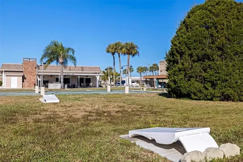 403 Boca Ciega Point Boulevard N St Petersburg FL 33708