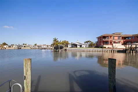 403 Boca Ciega Point Boulevard N St Petersburg FL 33708