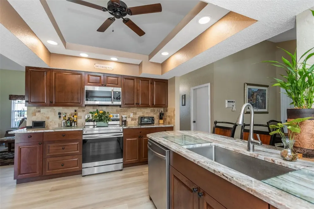 8836 Hargrove Drive Hudson FL 34667