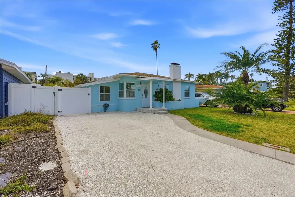 15424 2nd Street E Madeira Beach FL 33708