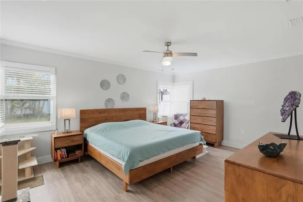 15424 2nd Street E Madeira Beach FL 33708