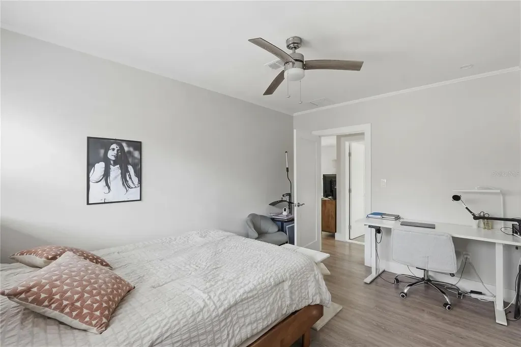 15424 2nd Street E Madeira Beach FL 33708