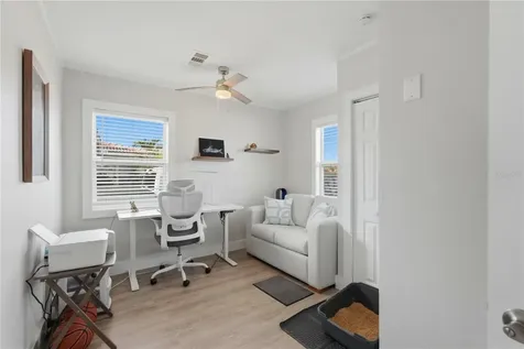 15424 2nd Street E Madeira Beach FL 33708