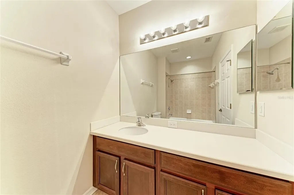 8160 Villa Grande Court Sarasota FL 34243