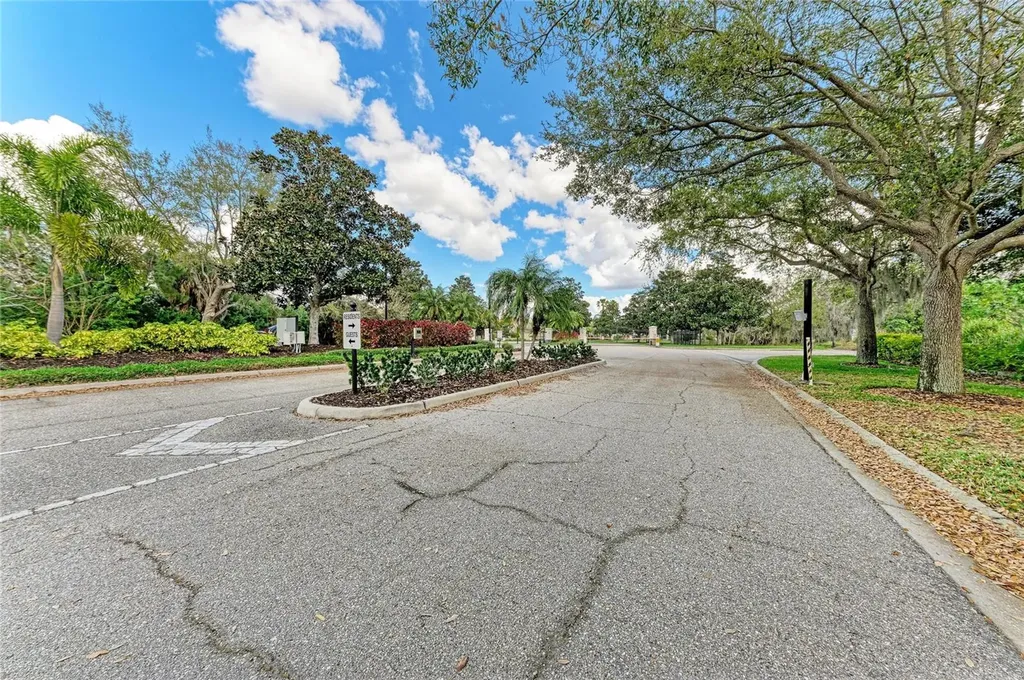 8160 Villa Grande Court Sarasota FL 34243