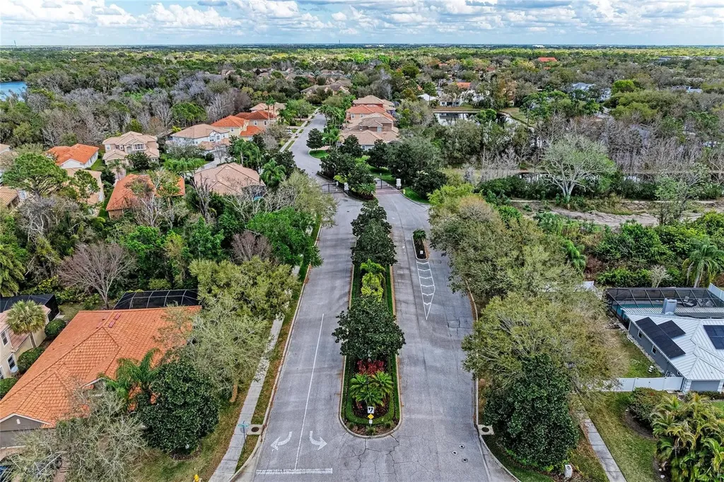 8160 Villa Grande Court Sarasota FL 34243