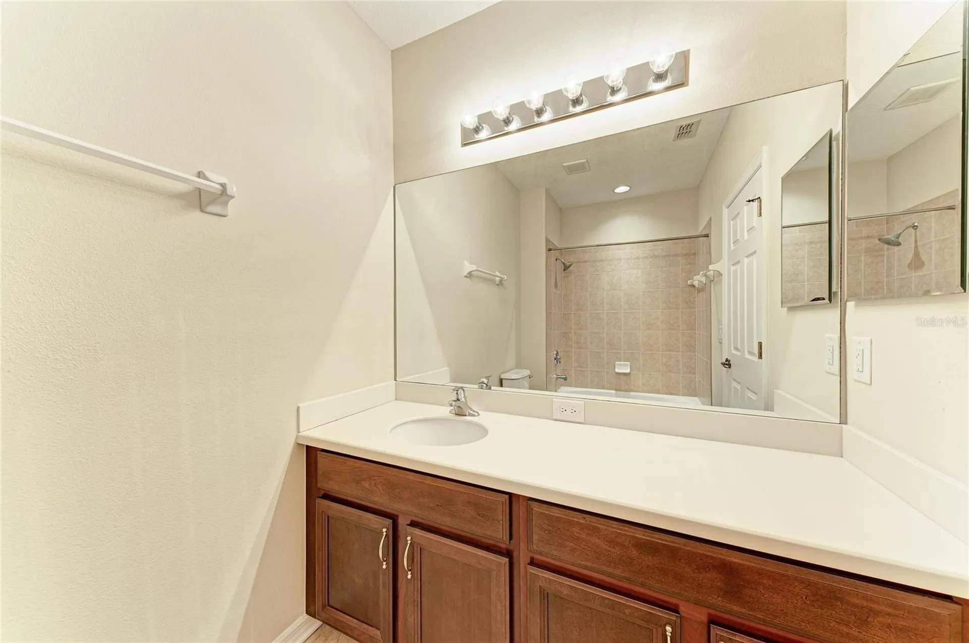 8160 Villa Grande Court Sarasota FL 34243
