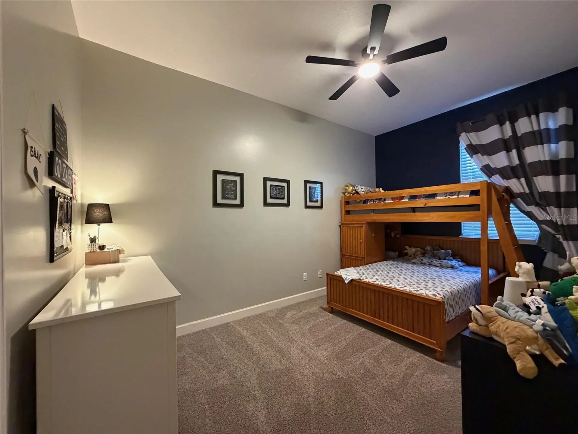 1527 Dess Drive Orlando FL 32818