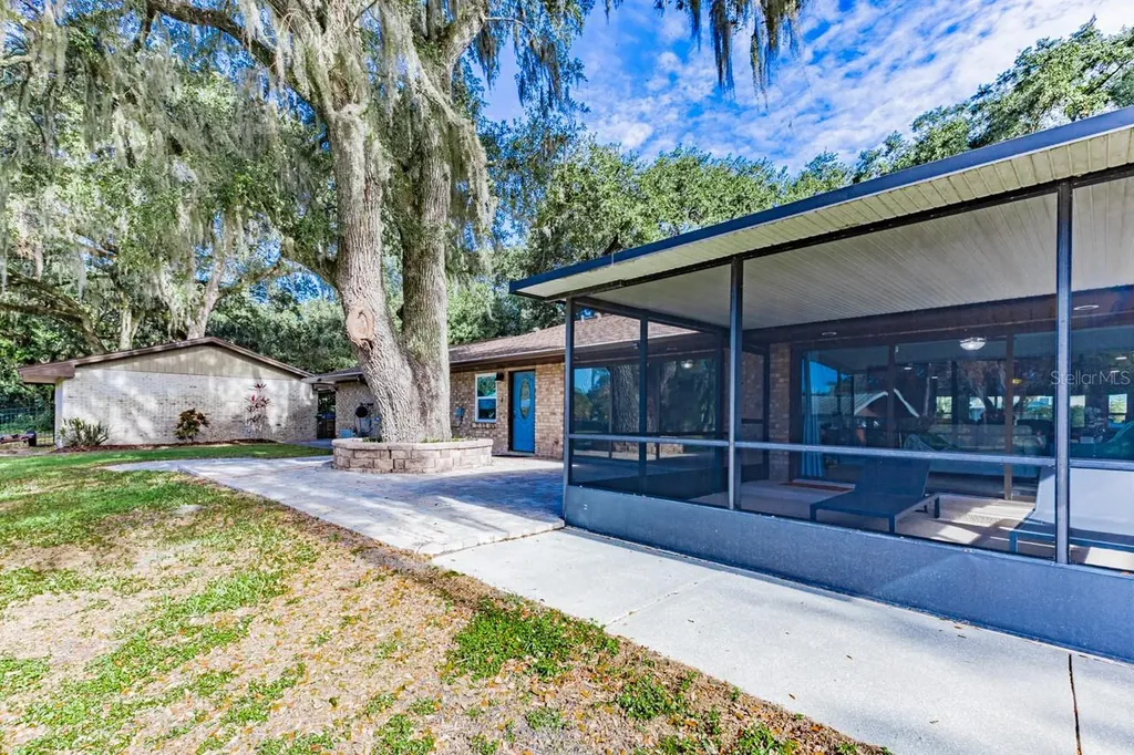3272 Majestic Oak Drive St Cloud FL 34771