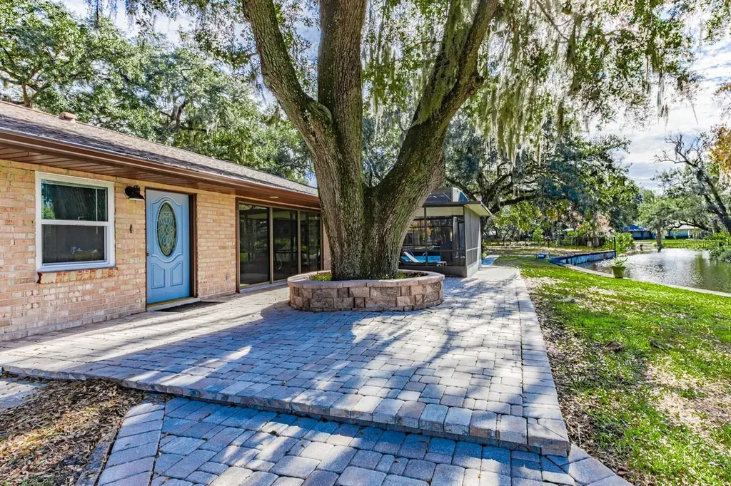 3272 Majestic Oak Drive St Cloud FL 34771