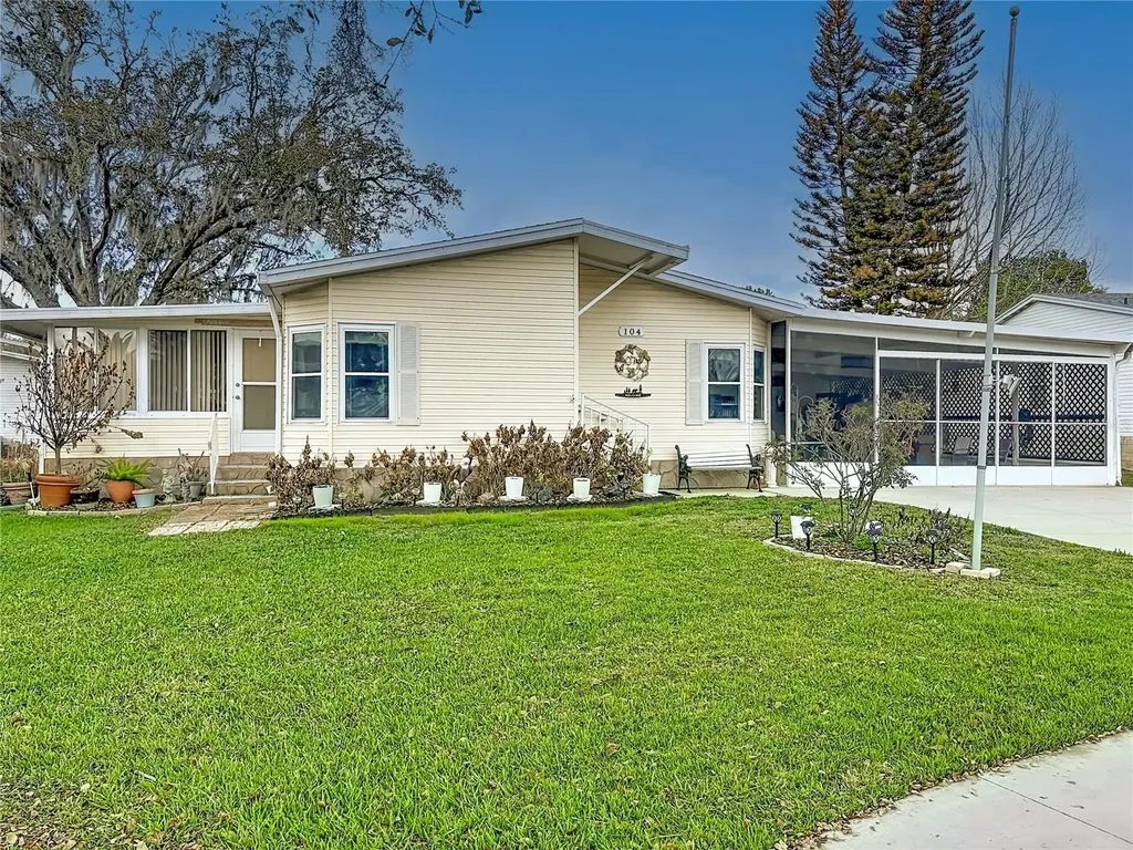 104 Admiral Lane Debary FL 32713