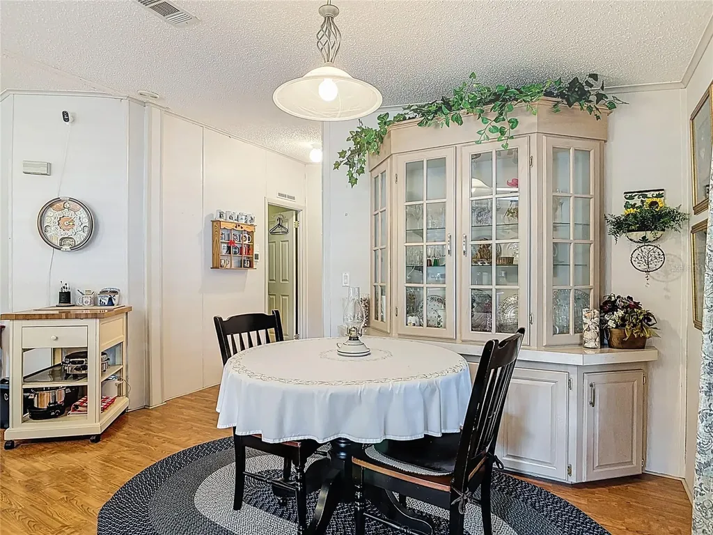 104 Admiral Lane Debary FL 32713