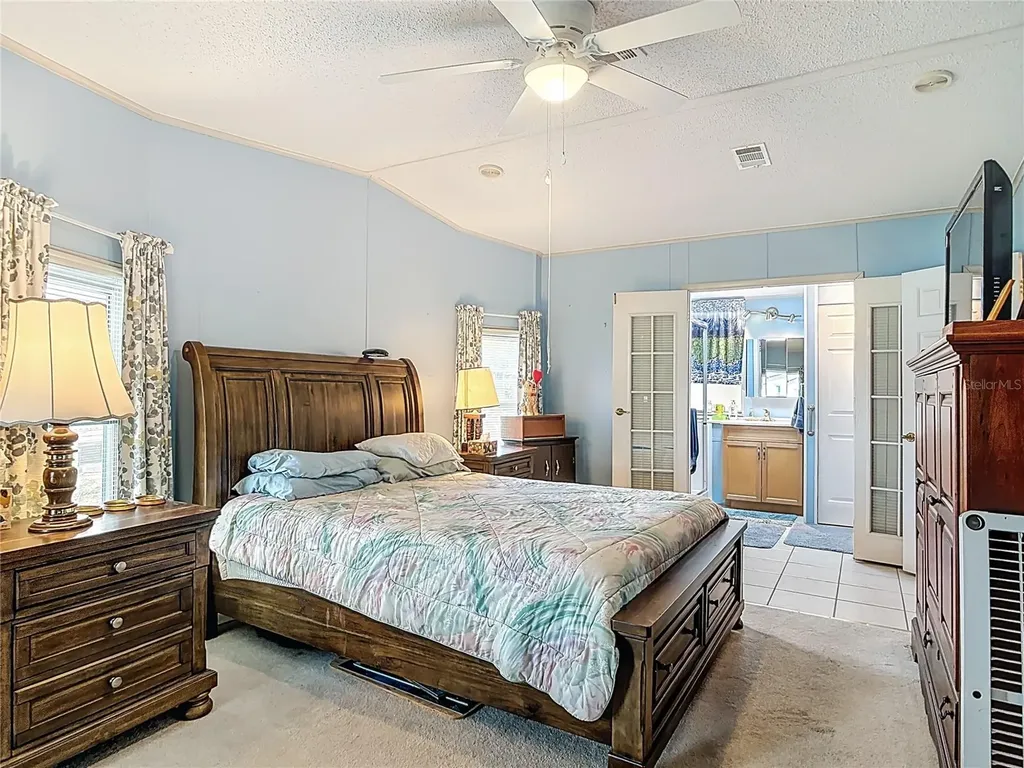 104 Admiral Lane Debary FL 32713