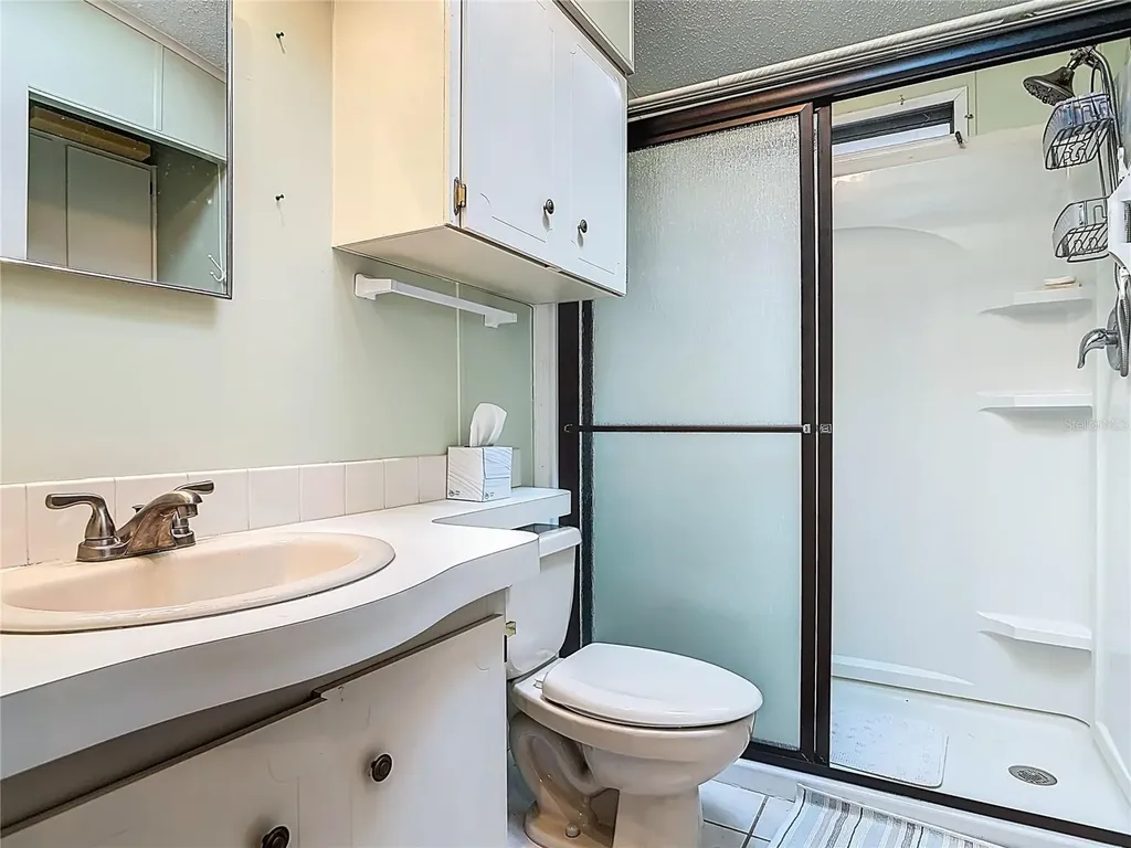 104 Admiral Lane Debary FL 32713