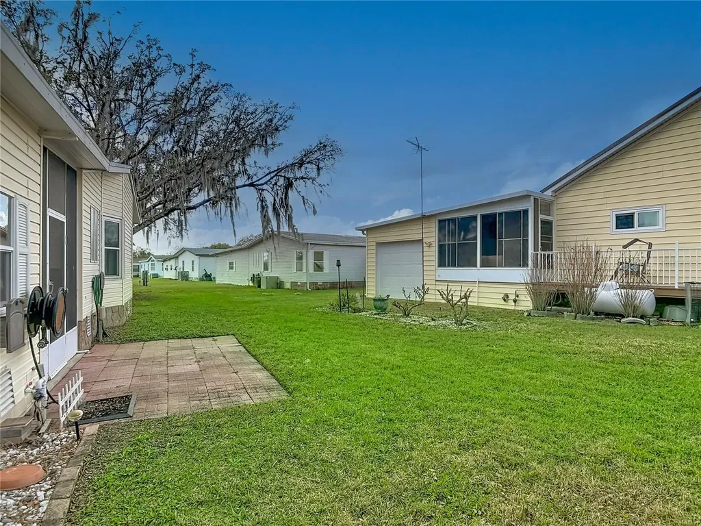 104 Admiral Lane Debary FL 32713