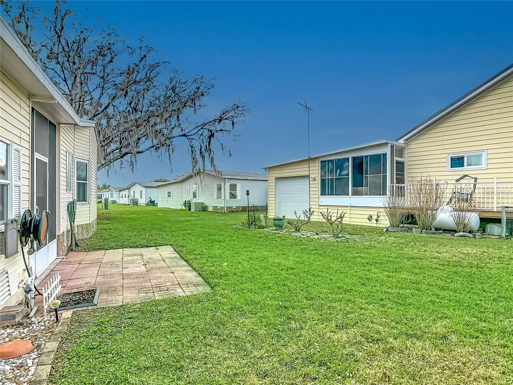 104 Admiral Lane Debary FL 32713