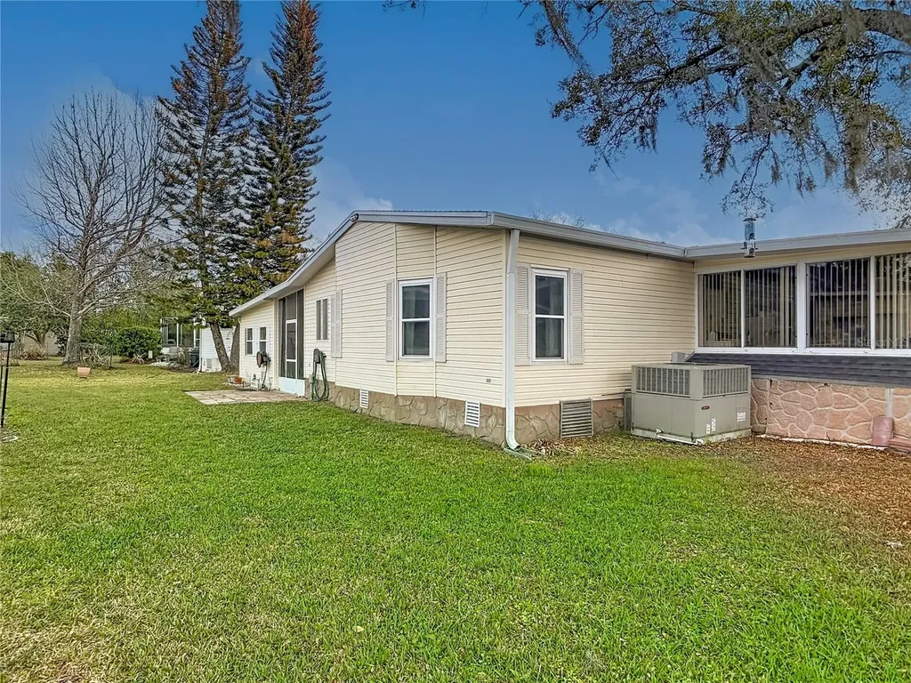 104 Admiral Lane Debary FL 32713