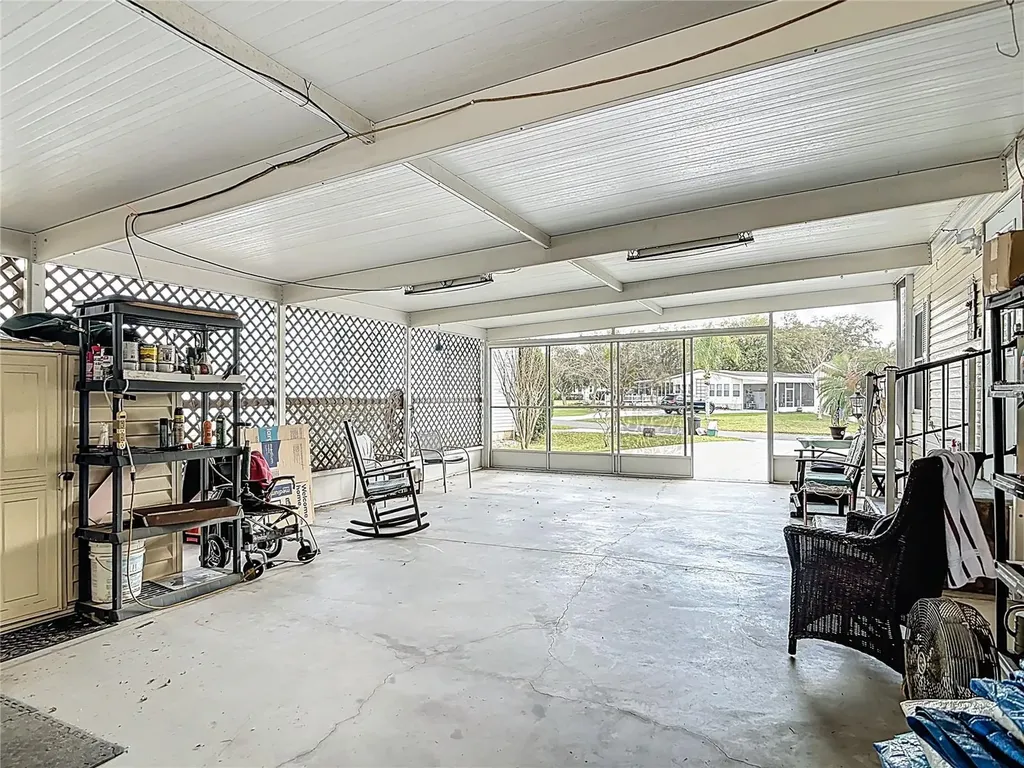 104 Admiral Lane Debary FL 32713