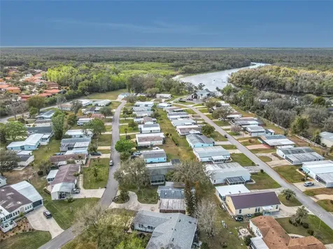 104 Admiral Lane Debary FL 32713