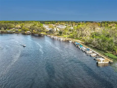 104 Admiral Lane Debary FL 32713