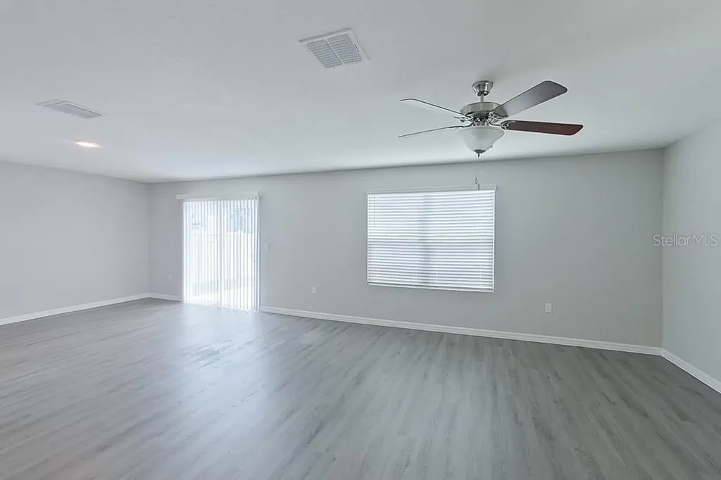 8645 SW 44th Court Ocala FL 34476