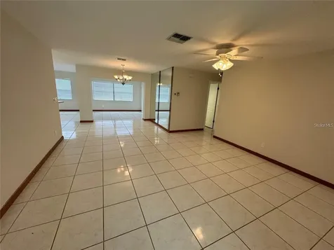 8725 Aruba Lane Port Richey FL 34668