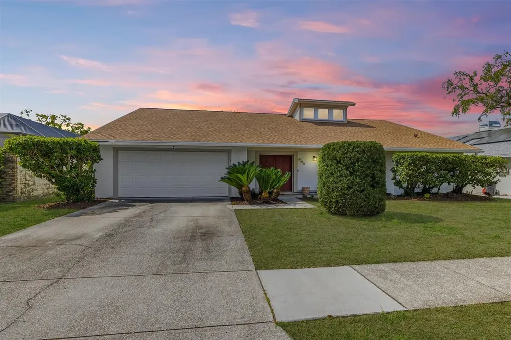 3330 Foxridge Circle Tampa FL 33618