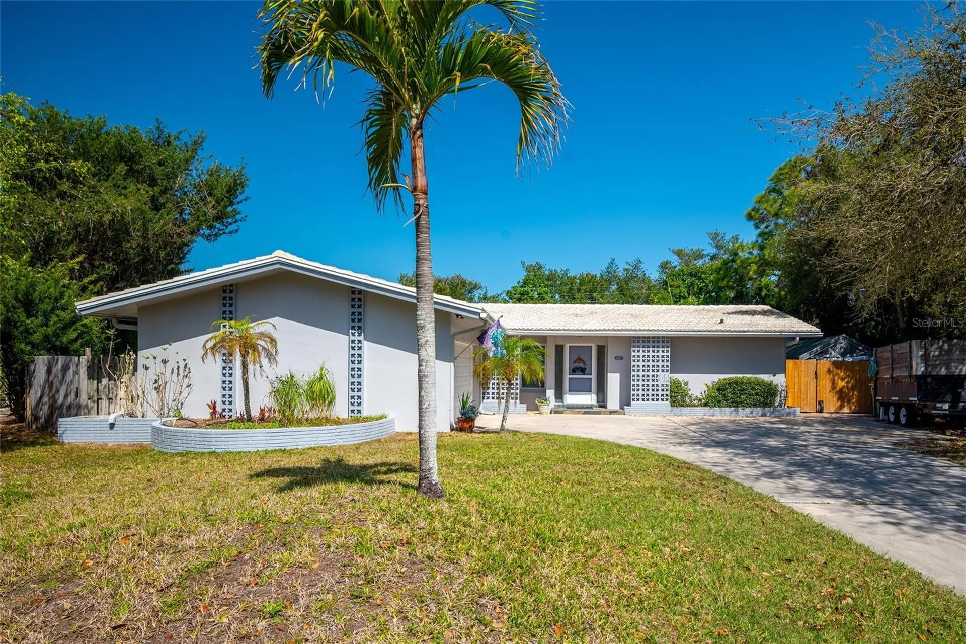 14197 Hetrick Circle N Largo FL 33774