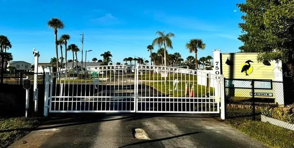 7500 Park Pointe Drive Englewood FL 34224