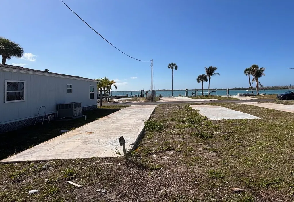 7500 Park Pointe Drive Englewood FL 34224