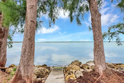 7500 Park Pointe Drive Englewood FL 34224