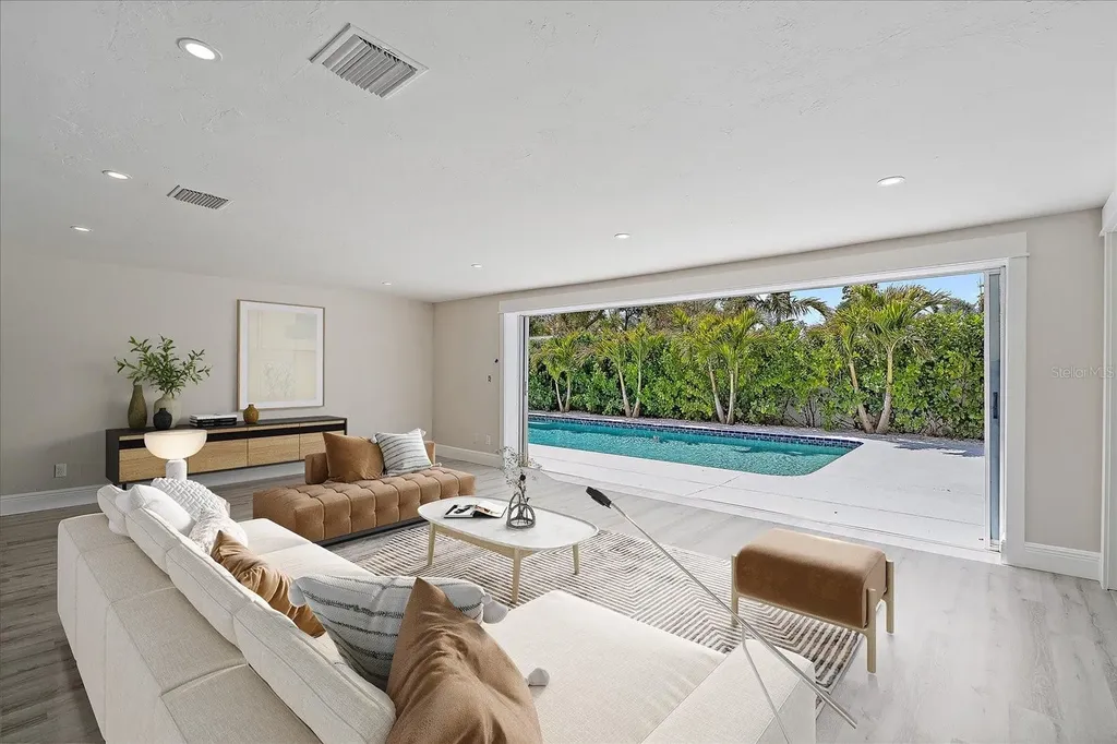 3118 Key Way Sarasota FL 34239