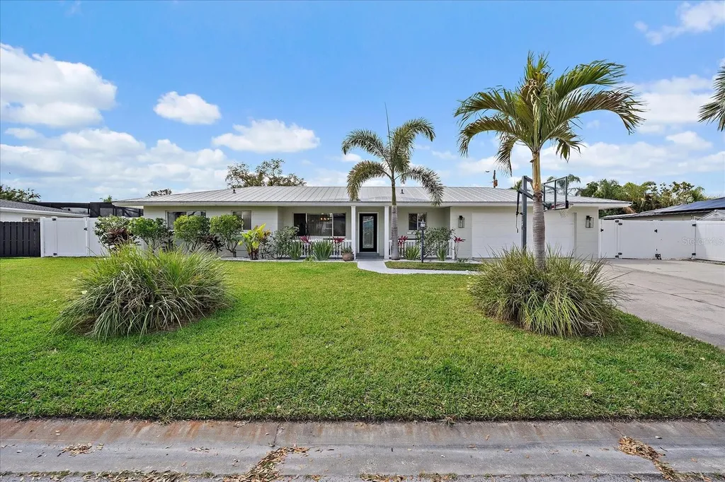 3118 Key Way Sarasota FL 34239