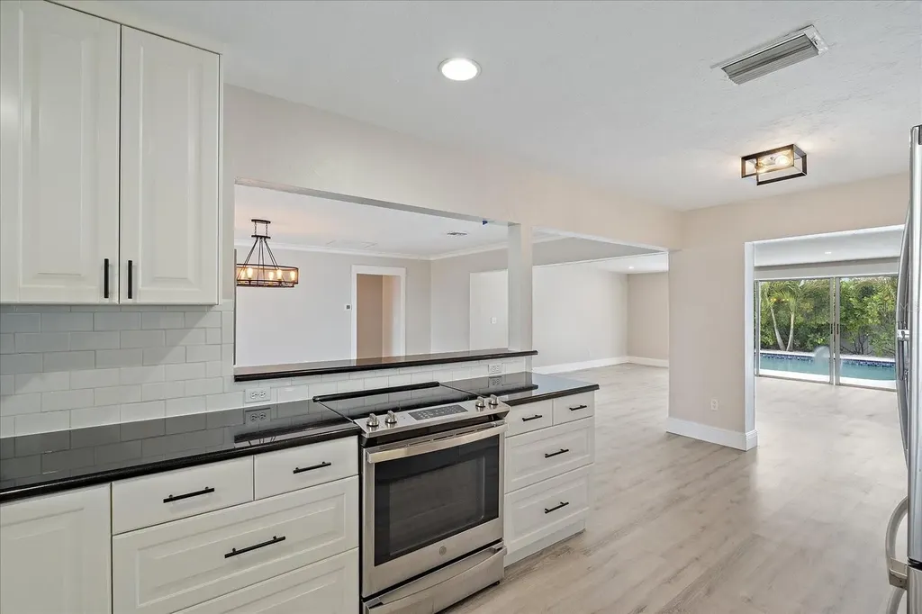 3118 Key Way Sarasota FL 34239