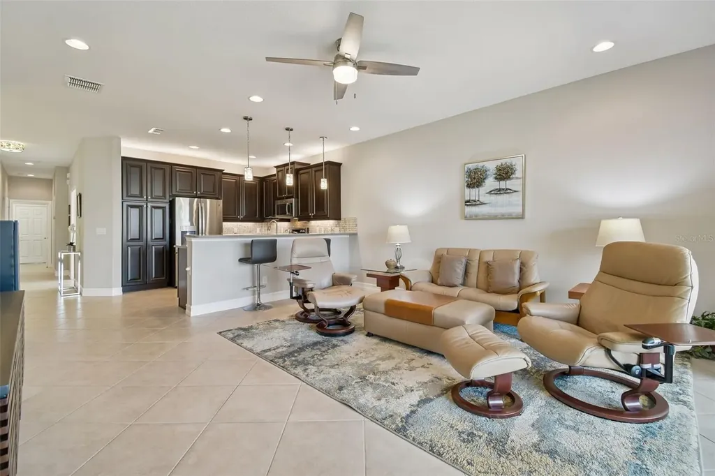 4940 Marble Springs Circle Wimauma FL 33598