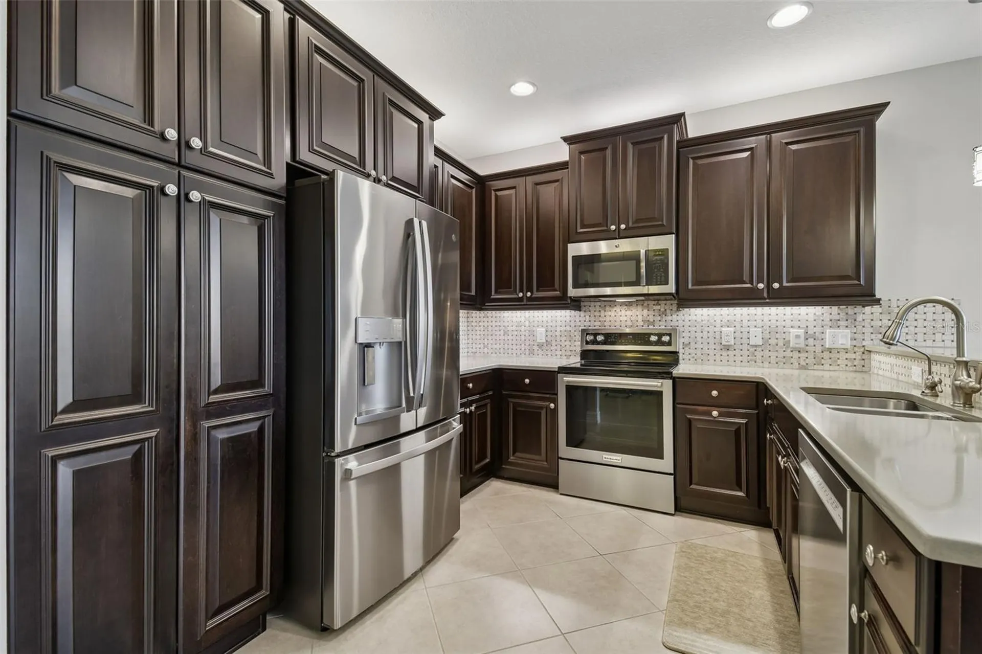 4940 Marble Springs Circle Wimauma FL 33598