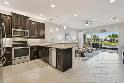 4940 Marble Springs Circle Wimauma FL 33598