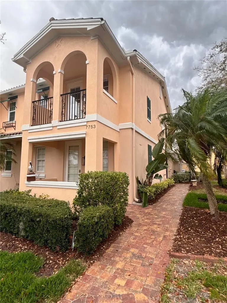 7753 Bergamo Avenue Sarasota FL 34238