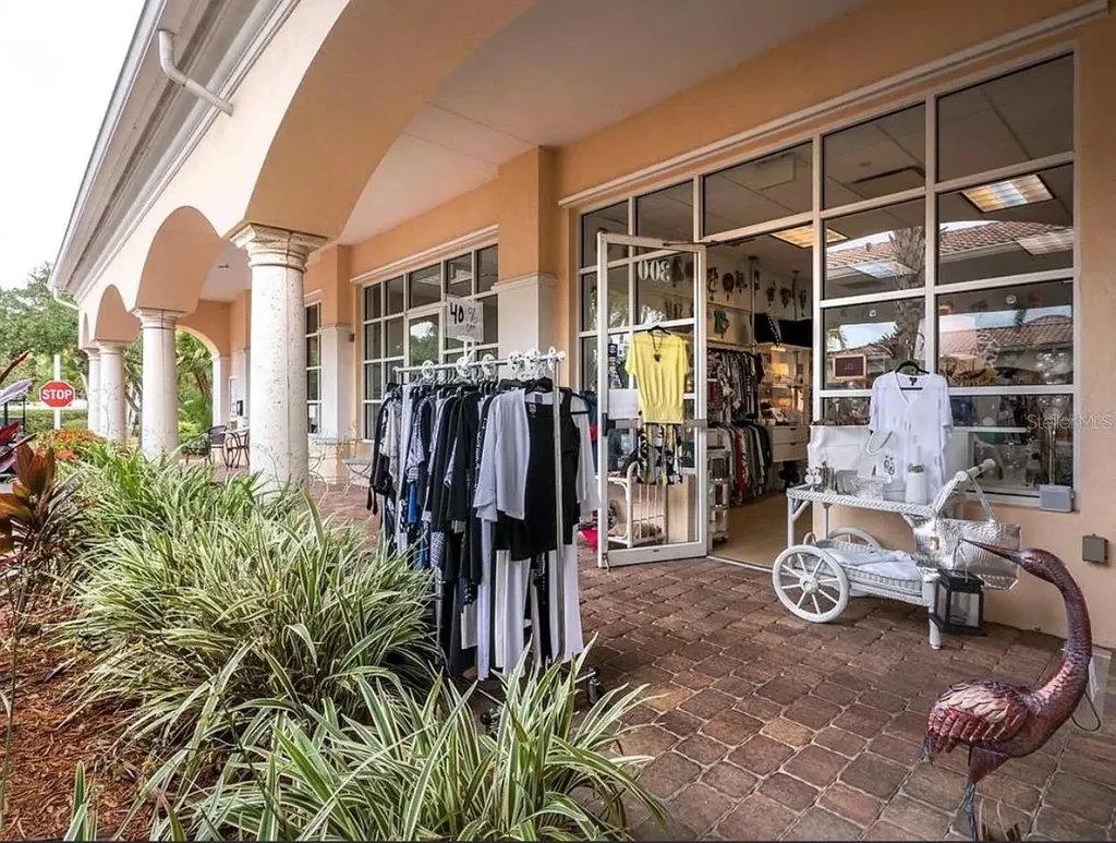 7753 Bergamo Avenue Sarasota FL 34238